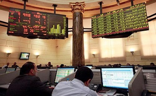 مصر اليوم - إيقاف سهم أوراسكوم في البورصة بسبب صفقة لافارج